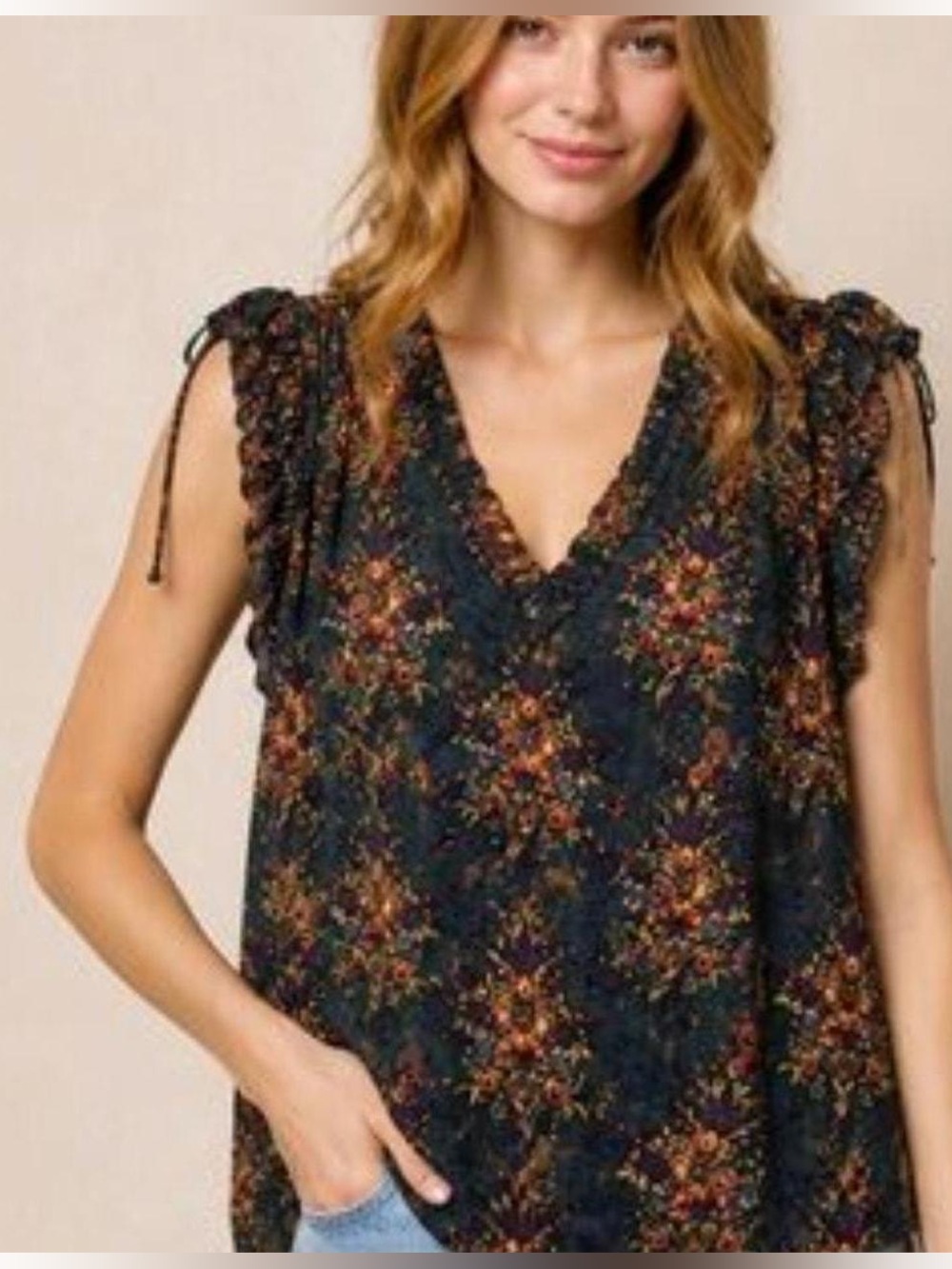 Natural life dark forest green floral top size Small
